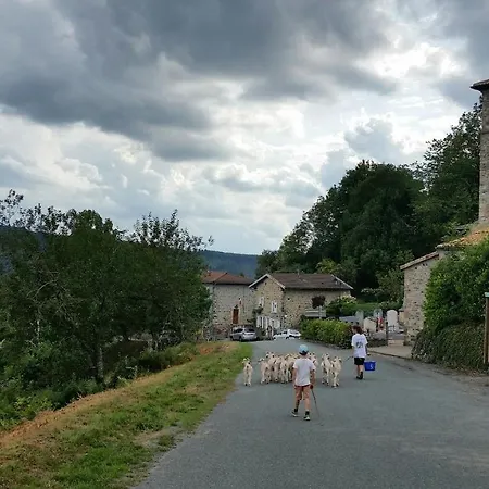 La Begude D'amalthee Holiday home Vernay